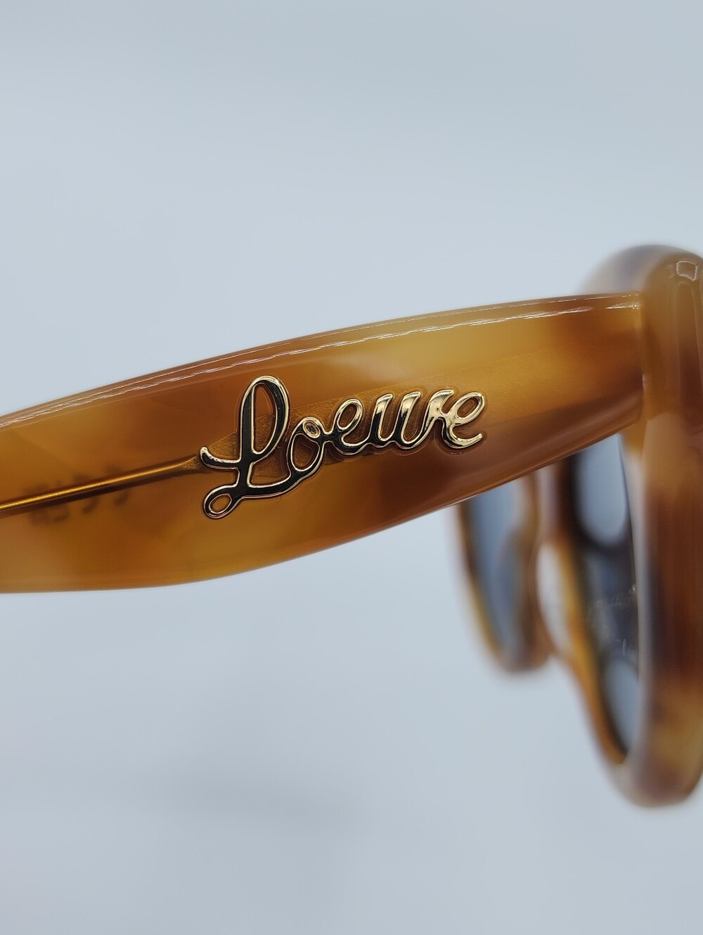 Loewe Sunglasses NEW - Picture 5 of 17